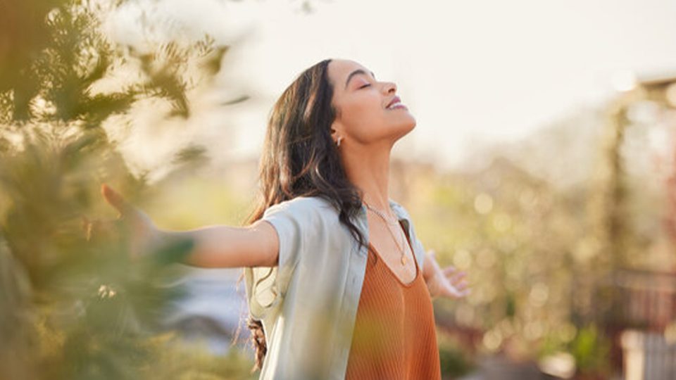 what-is-act-therapy-acceptance-commitment-woman-after-christian-therapy-california